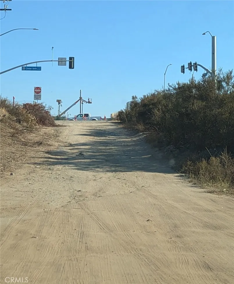 35780 Arendt Lane, Murrieta, California 92563 home-pic-1