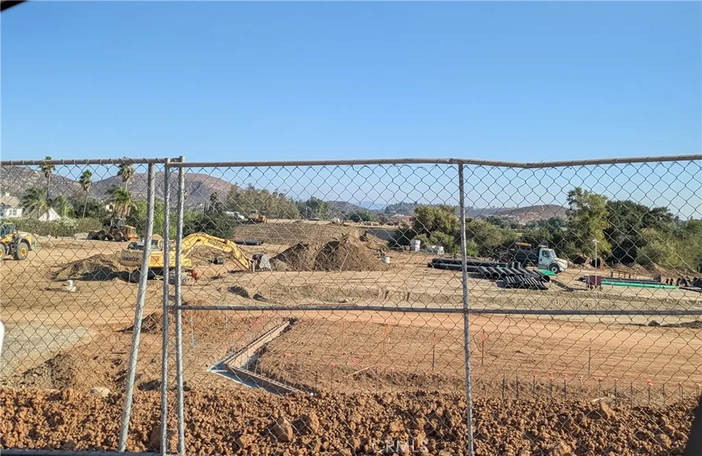 35820 Arendt Lane, Murrieta, California 92563 home-pic-5