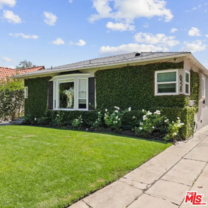 6526 6528 San Vicente Boulevard, Los Angeles, California 90048 home-pic-0
