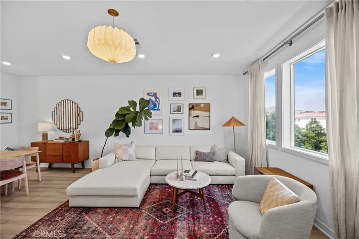 323 Adela, Lake Forest, California 92630