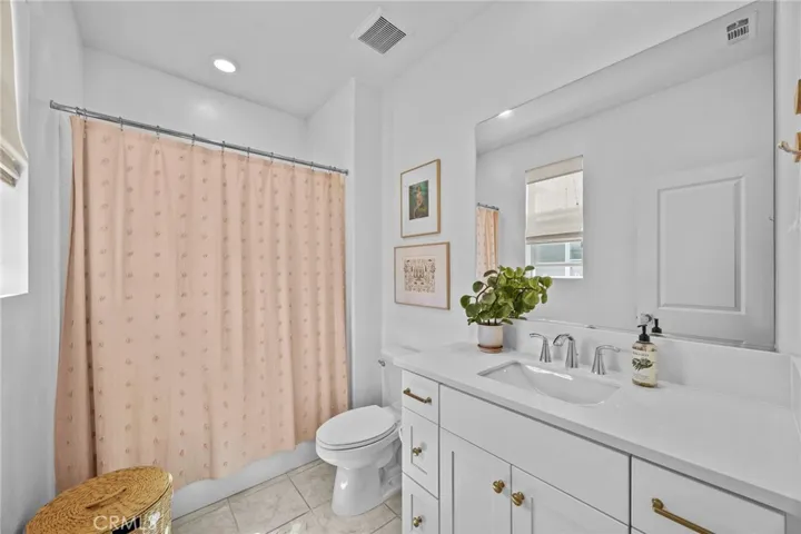 323 Adela, Lake Forest, California 92630
