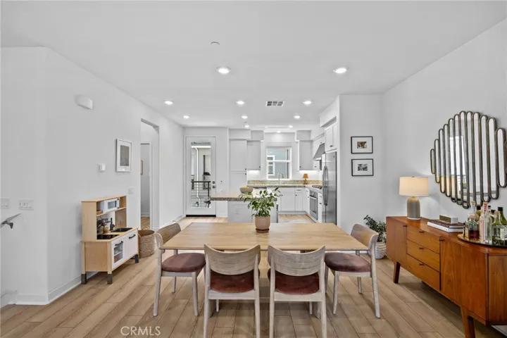 323 Adela, Lake Forest, California 92630
