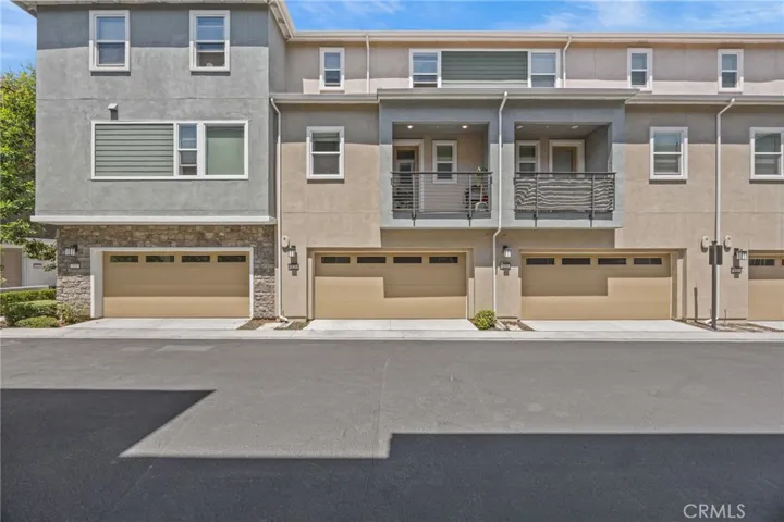 323 Adela, Lake Forest, California 92630