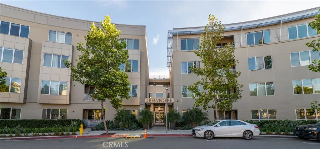 21 Gramercy 112, Irvine, California 92612