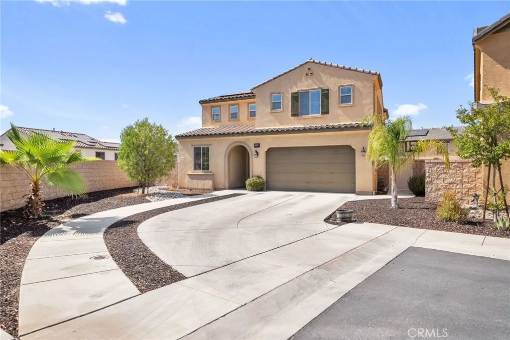 24206 Dandelion Court, Lake Elsinore, California 92532 home-pic-1