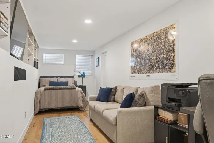 76-web-or-mls-043_UpmarketMedia-1871Terr