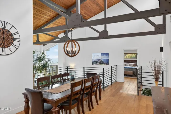 42-web-or-mls-021_UpmarketMedia-1871Terr