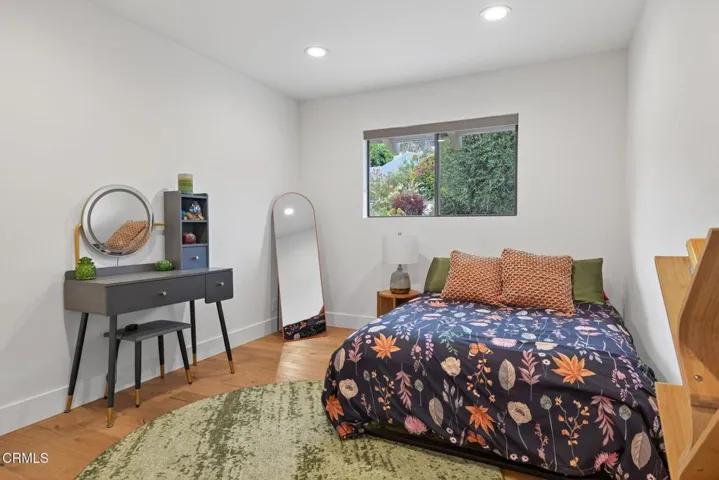 68-web-or-mls-032_UpmarketMedia-1871Terr