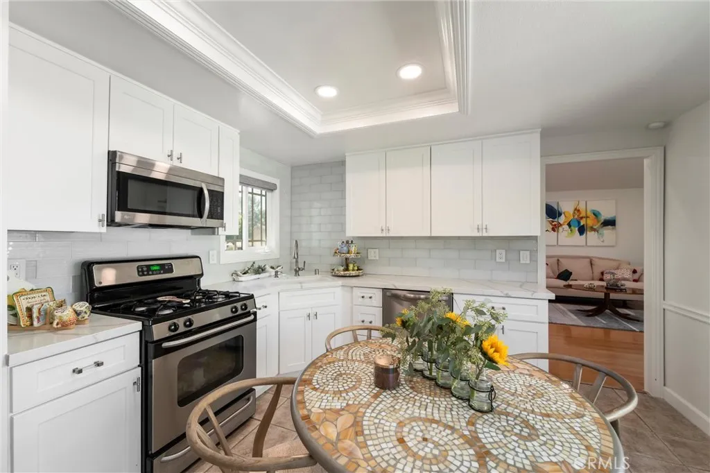 210 S Larkwood, Anaheim, California 92808 home-pic-6