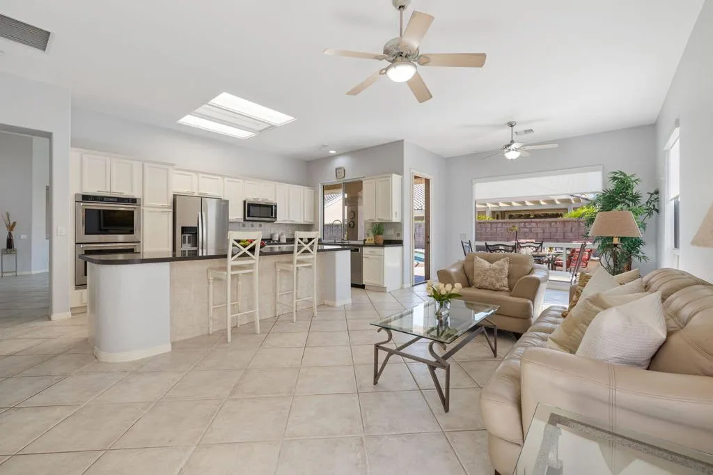 37248 Wyndham Road, Palm Desert, California 92211 home-pic-15