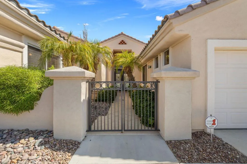 37248 Wyndham Road, Palm Desert, California 92211 home-pic-3