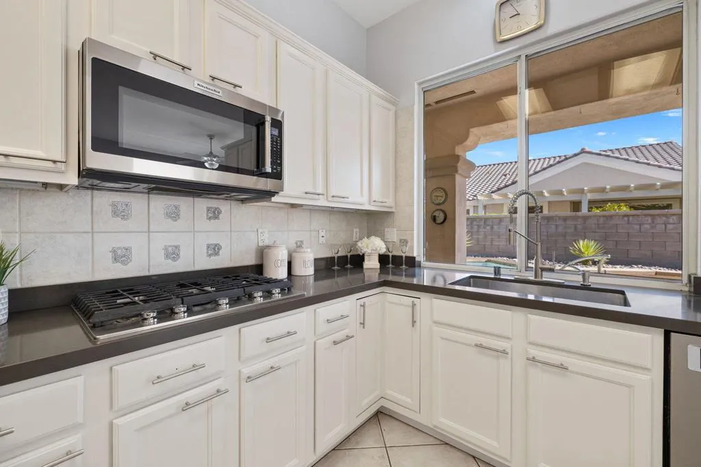 37248 Wyndham Road, Palm Desert, California 92211 home-pic-20