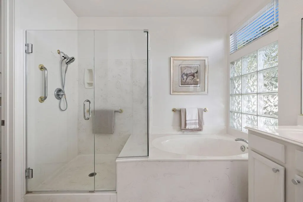 37248 Wyndham Road, Palm Desert, California 92211 home-pic-25