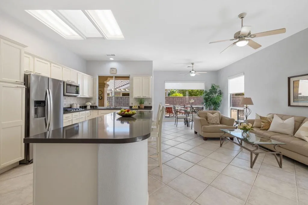 37248 Wyndham Road, Palm Desert, California 92211 home-pic-13