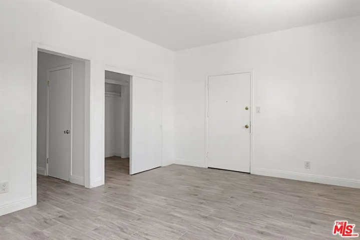 225 W Adams Boulevard, Los Angeles, California 90007