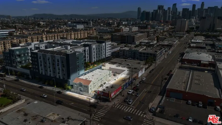 225 W Adams Boulevard, Los Angeles, California 90007