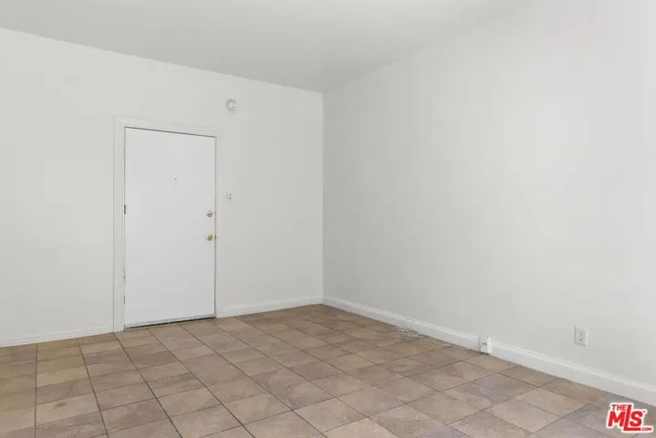 225 W Adams Boulevard, Los Angeles, California 90007