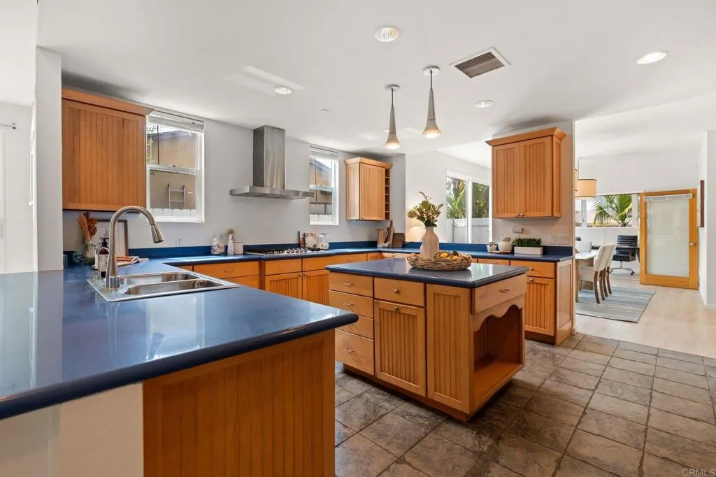 1785 Caliban Drive, Encinitas, California 92024 home-pic-9