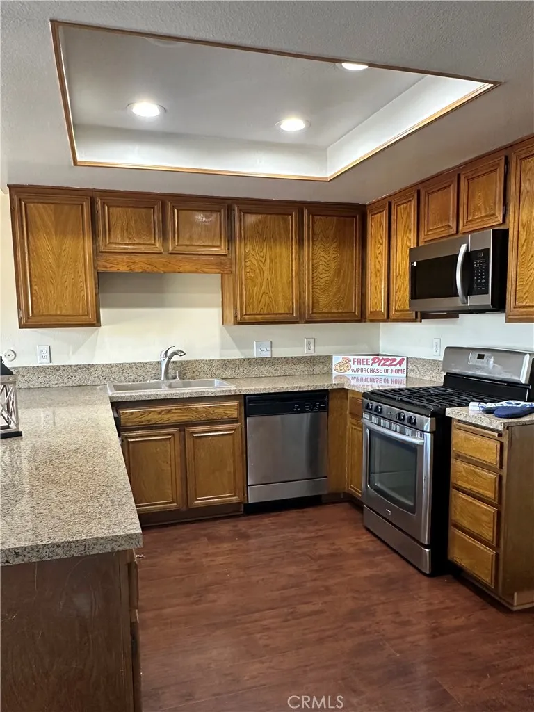 2516 N Tustin Avenue A, Santa Ana, California 92705 home-pic-2