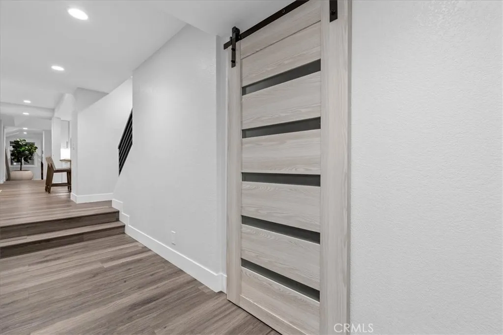1915 Pine St, Huntington Beach, California 92648 home-pic-19