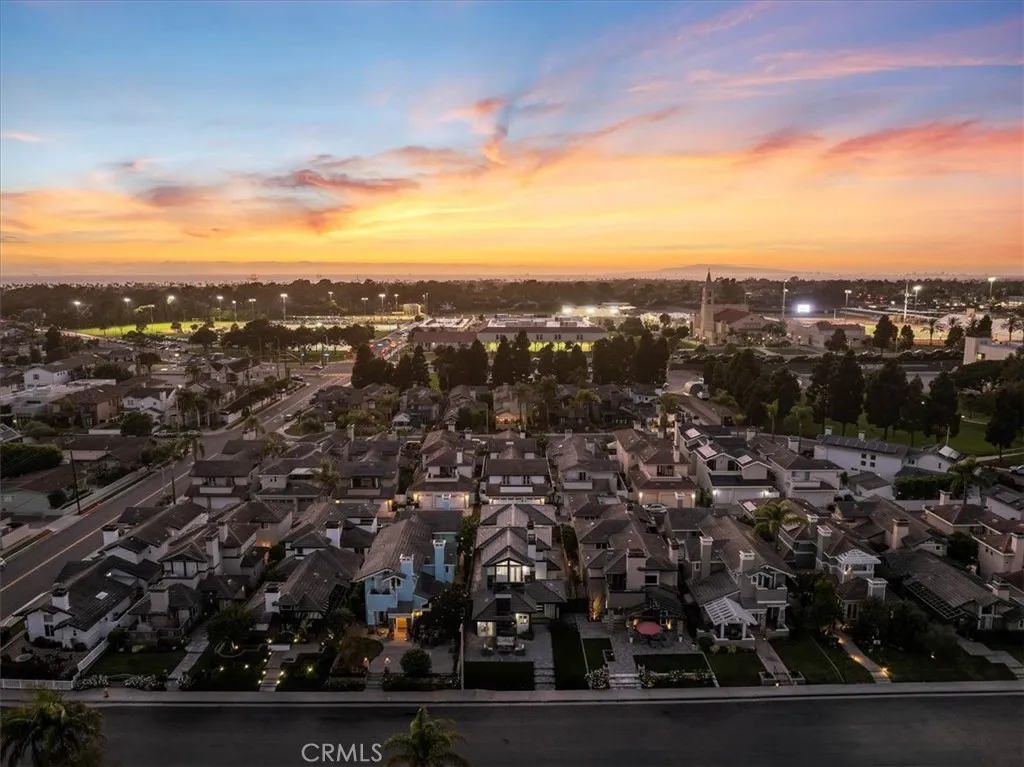 1915 Pine St, Huntington Beach, California 92648 home-pic-50