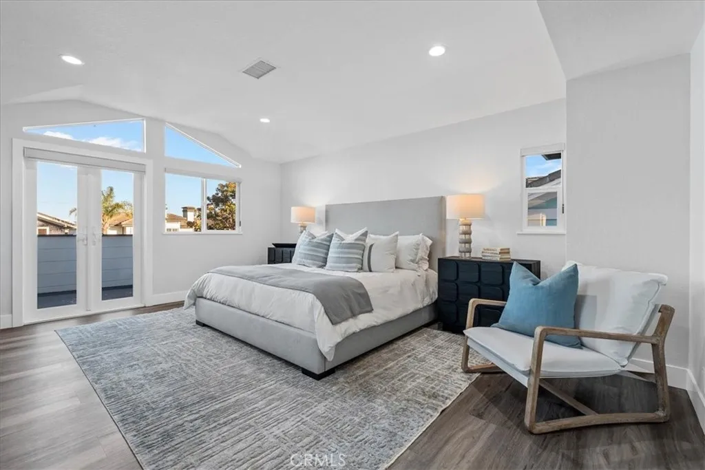 1915 Pine St, Huntington Beach, California 92648 home-pic-24