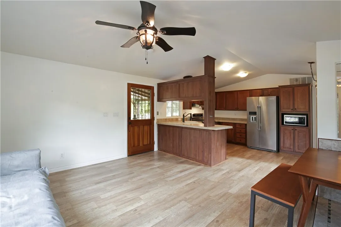 17825 Bear Valley Lane, Escondido, California 92027 home-pic-42