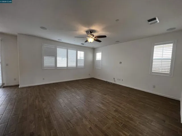 742 Iris Dr, Vacaville, California 95687