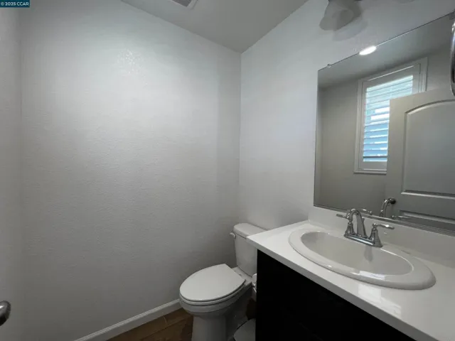742 Iris Dr, Vacaville, California 95687