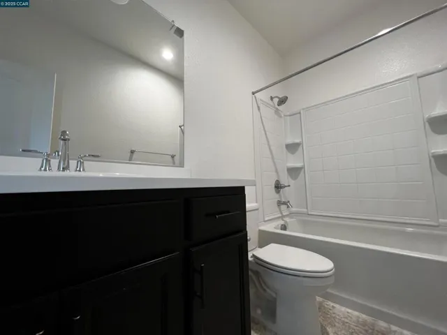 742 Iris Dr, Vacaville, California 95687