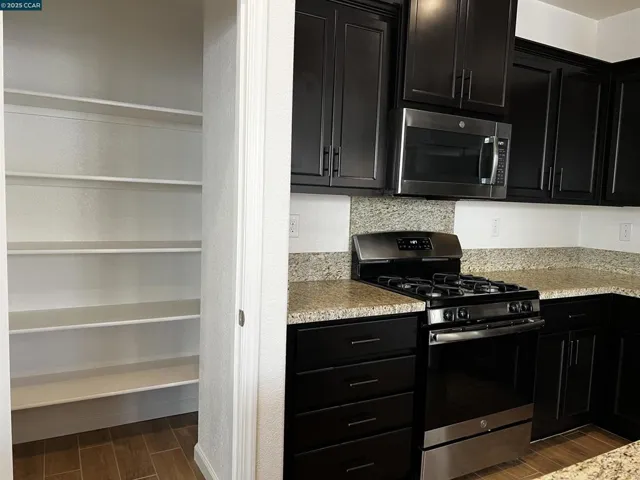 742 Iris Dr, Vacaville, California 95687