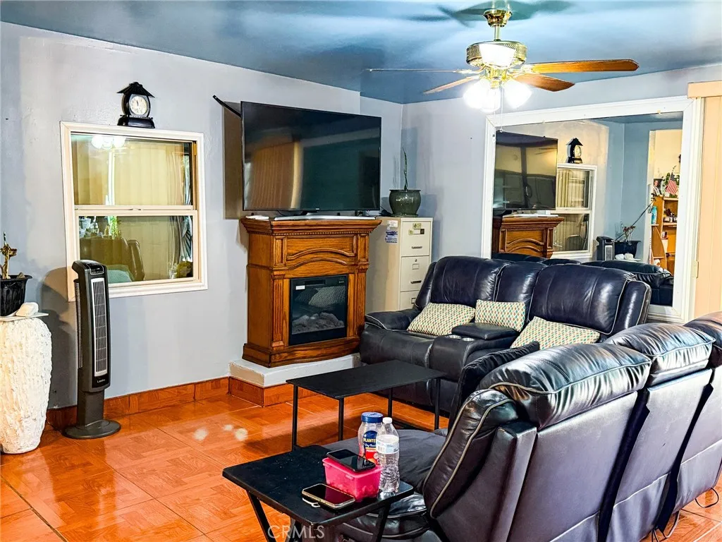 18457 E Armstead Street, Azusa, California 91702 home-pic-24