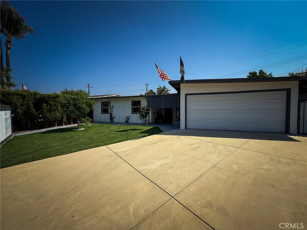18457 E Armstead Street, Azusa, California 91702 home-pic-4