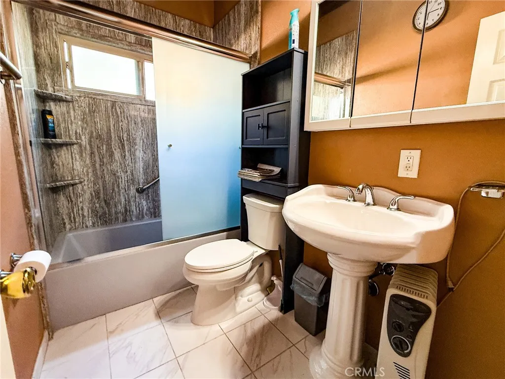 18457 E Armstead Street, Azusa, California 91702 home-pic-38