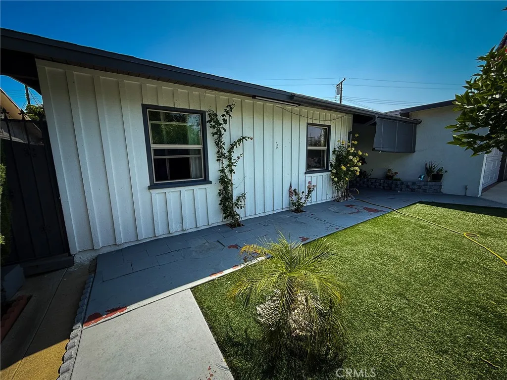 18457 E Armstead Street, Azusa, California 91702 home-pic-5