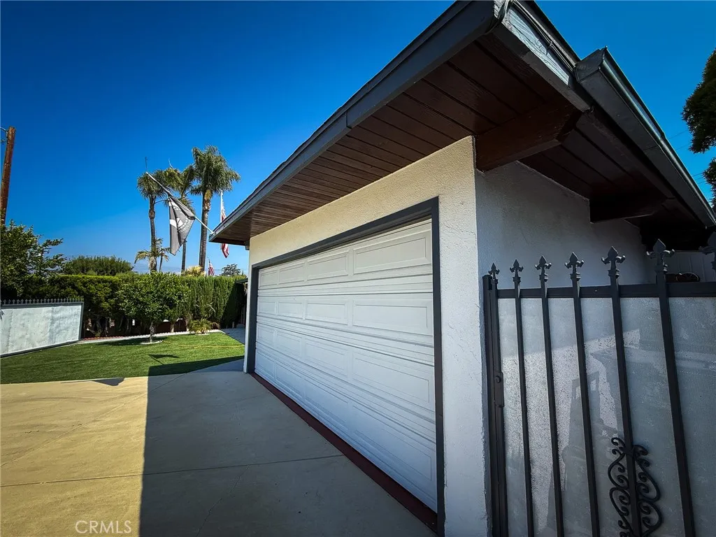 18457 E Armstead Street, Azusa, California 91702 home-pic-7