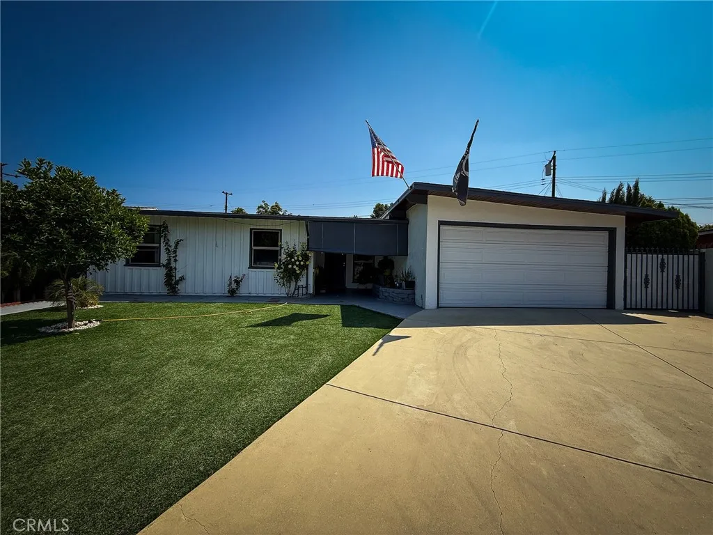 18457 E Armstead Street, Azusa, California 91702 home-pic-1