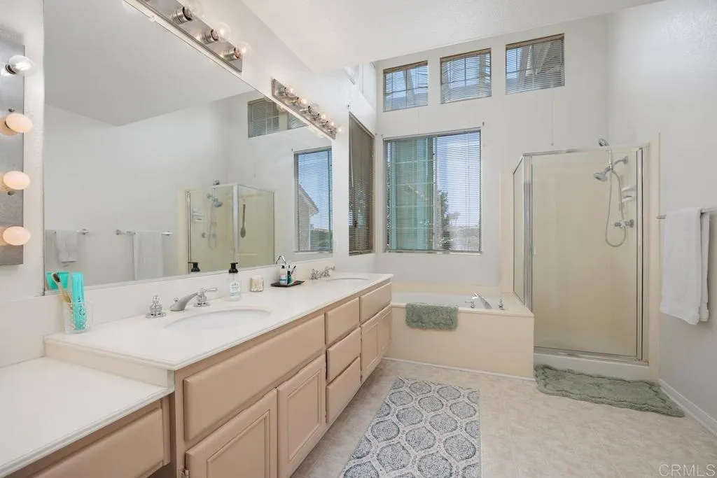 5202 Via Tizon, Oceanside, California 92057 home-pic-18