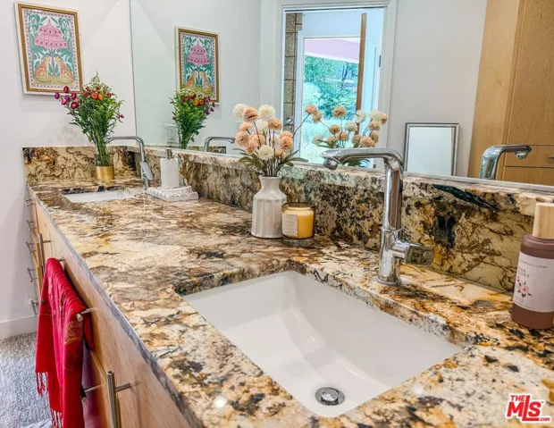 Master Bath Marble/Crystal