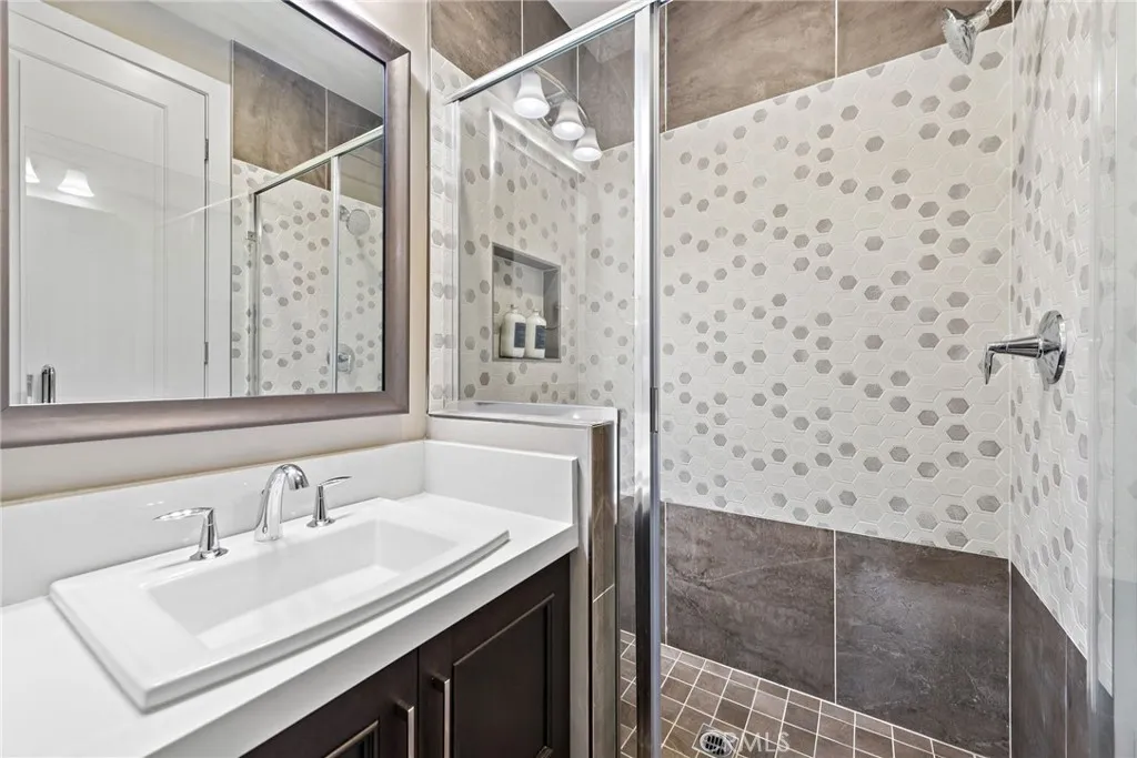 50 Cooper, Lake Forest, California 92630 home-pic-8
