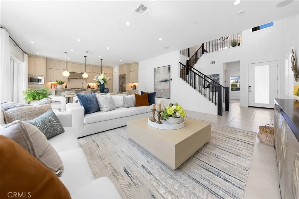 131 Bear Leaf Drive, Lake Forest, California 92630 home-pic-10