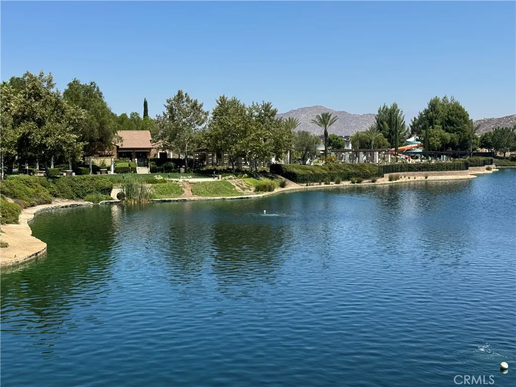 29246 Loden Circle, Menifee, California 92584 home-pic-9