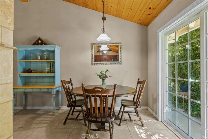 14329 Date Tree Street, Lake Hughes, California 93532