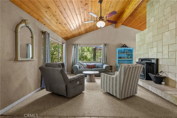 14329 Date Tree Street, Lake Hughes, California 93532