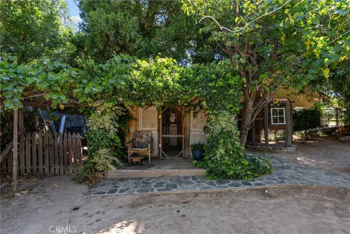 14329 Date Tree Street, Lake Hughes, California 93532