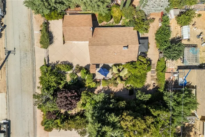 14329 Date Tree Street, Lake Hughes, California 93532