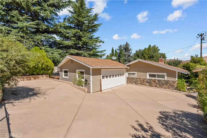 14329 Date Tree Street, Lake Hughes, California 93532