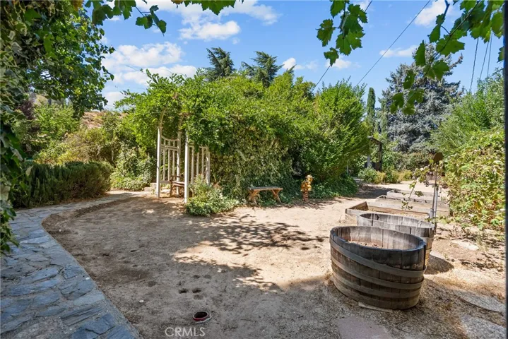 14329 Date Tree Street, Lake Hughes, California 93532