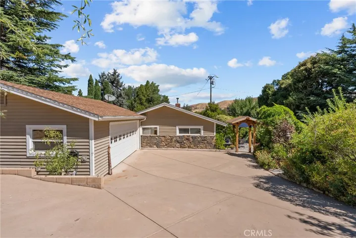 14329 Date Tree Street, Lake Hughes, California 93532