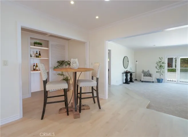 SITTING AREA